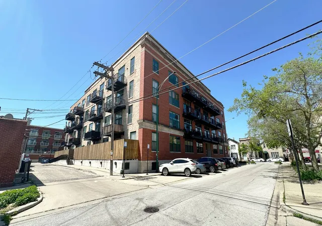 Condo for sale at 3500 S Sangamon St #404, Chicago, IL 60609 | MLS# 12712795