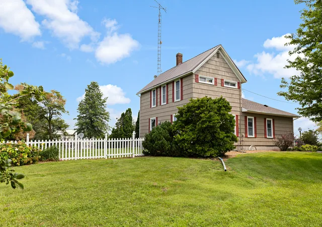 2nd image of 1066 E 1100 North Rd, Onarga, IL 60955 | MLS# 12712919