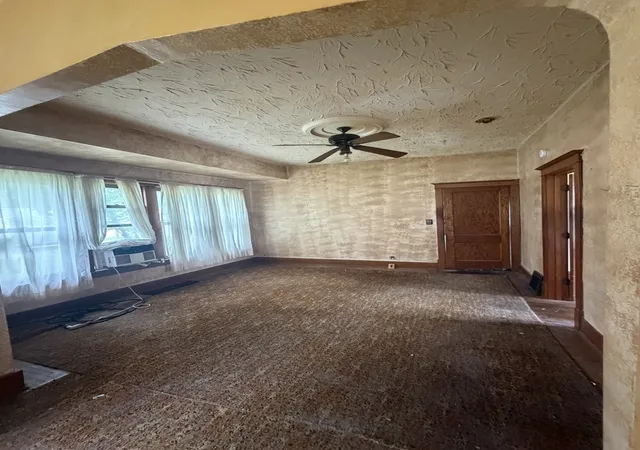 Photo 3 of Single family home for sale at 105 N Center St, Gardner, IL 60424 | MLS# 12712928 | Listing updated on 2026-09-19