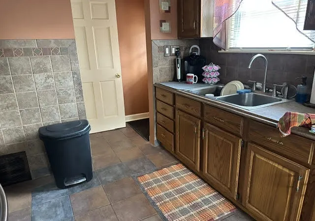 Photo 4 of Single family home for sale at 17611 Maple St, Lansing, IL 60438 | MLS# 12712953 | Listing updated on 2026-07-28