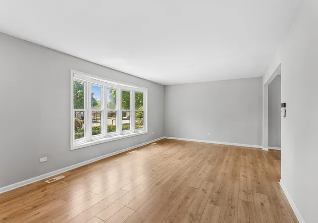 Photo 2 of Single family home for sale at 2214 Hamilton Ln, Darien, IL 60561 | MLS# 12712963 | Listing updated on 2026-09-03