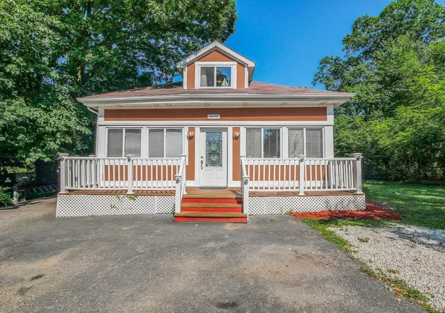 Photo 1 of Single family home for sale at 34179 N Hainesville Rd, Round Lake, IL 60073 | MLS# 12712982 | Listing updated on 2026-09-13