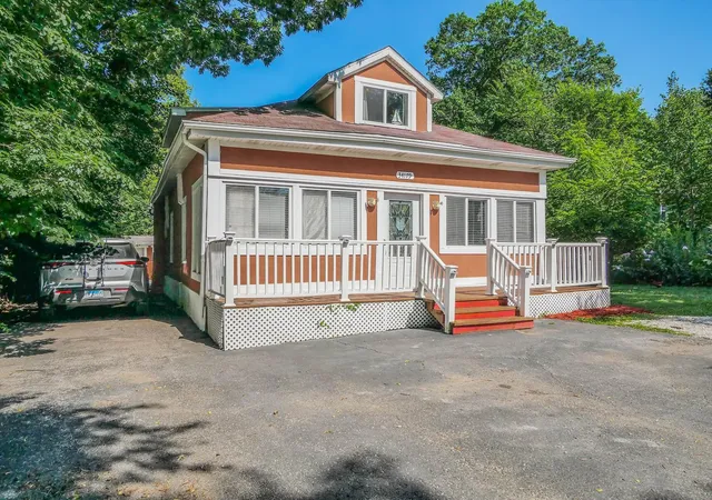 Photo 2 of Single family home for sale at 34179 N Hainesville Rd, Round Lake, IL 60073 | MLS# 12712982 | Listing updated on 2026-09-13