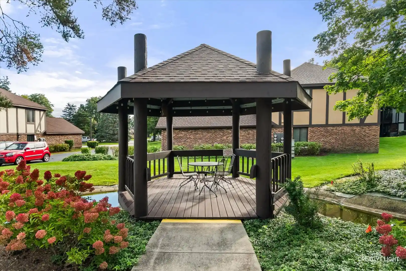 Listing Photo 17 - Condo for sale in 845 Sheldon Ct located at 845 Sheldon Ct, Wheaton, IL 60189 - Unit 845 Sheldon Ct