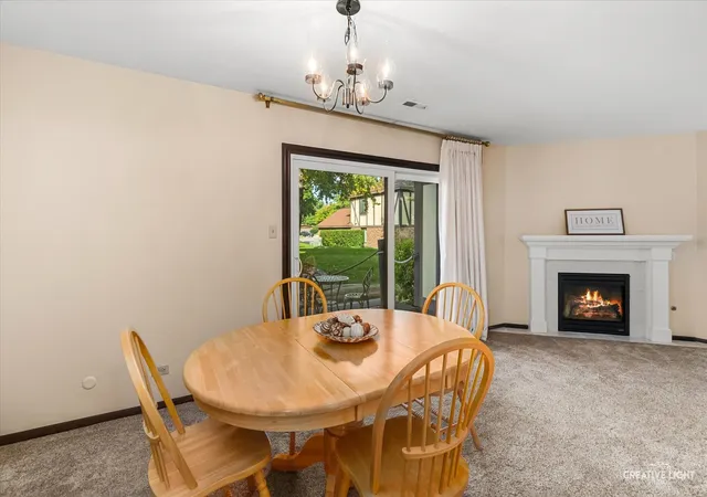 Listing Photo 5 - Condo for sale in building located at 845 Sheldon Ct, Wheaton, IL 60189 - Unit #D