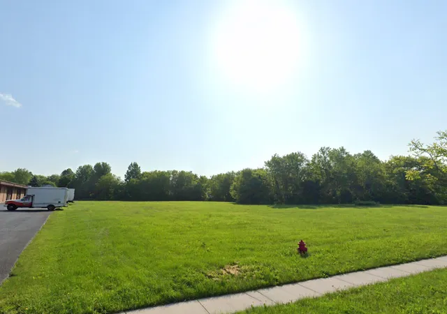5th image of 1782 Cumberland Pkwy, Algonquin, IL 60102 | MLS# 12713033