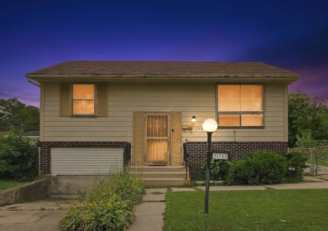 Photo 2 of Single family home for sale at 11733 S Elizabeth St, Chicago, IL 60643 | MLS# 12713049 | Listing updated on 2026-09-01
