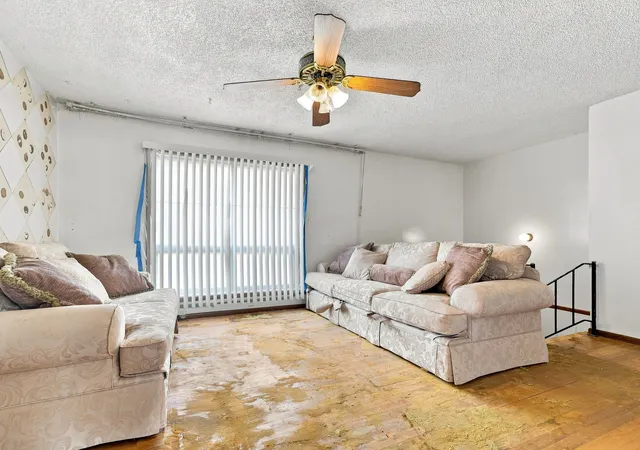 Photo 4 of Single family home for sale at 11733 S Elizabeth St, Chicago, IL 60643 | MLS# 12713049 | Listing updated on 2026-09-01