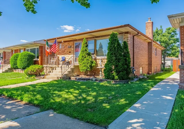 19th image of 11120 S Ewing Ave, Chicago, IL 60617 | MLS# 12713065