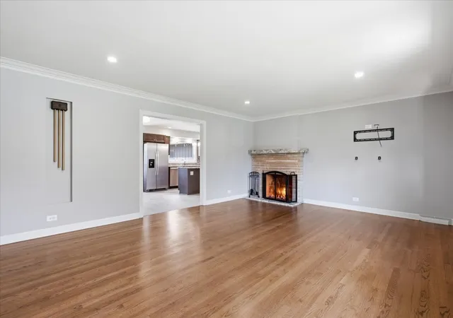 Photo 3 of Single family home for sale at 6 Meadowood Dr, Oak Brook, IL 60523 | MLS# 12713120 | Listing updated on 2026-09-13