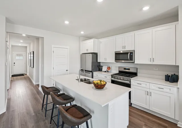 image of 17507 W Windemere Cir, Lockport, IL 60441 | MLS# 12713182