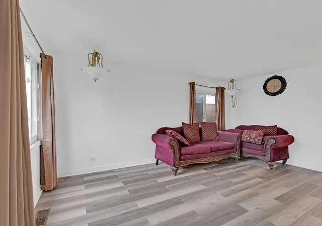 Photo 3 of Single family home for sale at 6031 S Merrimac Ave, Chicago, IL 60638 | MLS# 12713222 | Listing updated on 2026-10-15