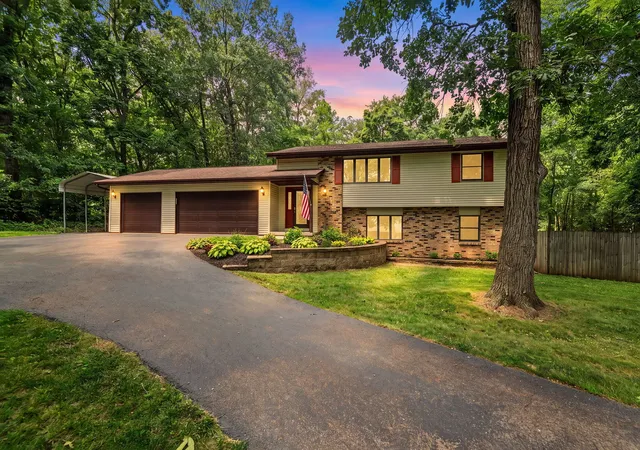 1st image of 6475 Possum Trl, Oregon, IL 61061 | MLS# 12713238