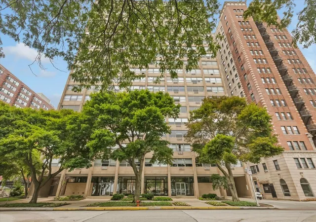 1st image of 5530 S South Shore Dr #3B, Chicago, IL 60637 | MLS# 12713257