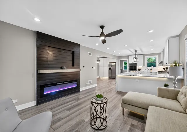 Photo 3 of Single family home for sale at 741 S Ardmore Ave, Villa Park, IL 60181 | MLS# 12713281 | Listing updated on 2026-08-31