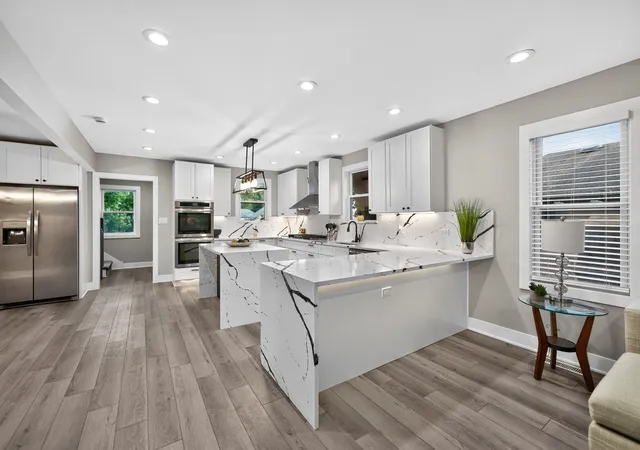 Photo 4 of Single family home for sale at 741 S Ardmore Ave, Villa Park, IL 60181 | MLS# 12713281 | Listing updated on 2026-08-31