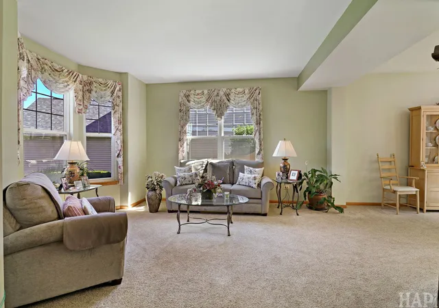 5th image of 2001 Sparrow Cir, Round Lake, IL 60073 | MLS# 12713481