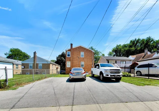 23rd image of 312 23rd Ave, Bellwood, IL 60104 | MLS# 12713498