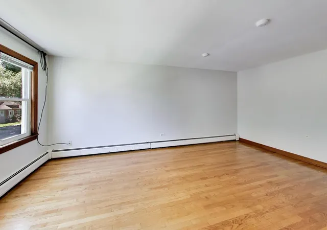 Listing Photo 4 - Condo for sale in building located at 312 23rd Ave, Bellwood, IL 60104