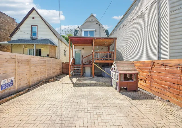 48th image of 3819 N Kilpatrick Ave, Chicago, IL 60641 | MLS# 12713628