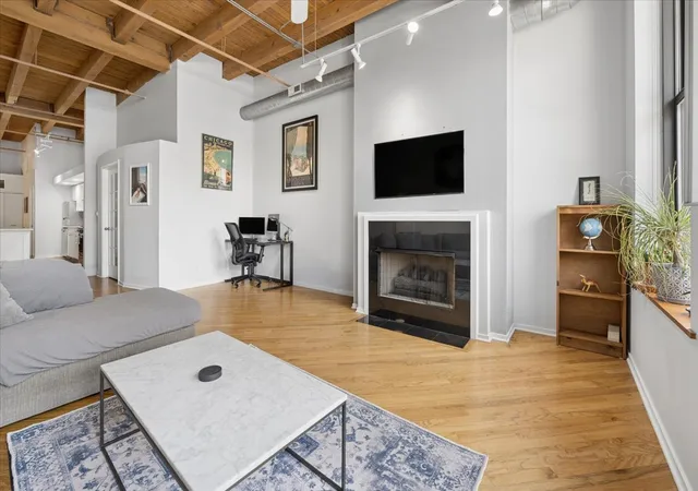 Photo 4 of Condo for sale at (Undisclosed), Chicago, IL 60661 | MLS# 12713630 | Listing updated on 2026-09-14