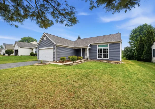 2nd image of 633 Indian Trail Rd, Antioch, IL 60002 | MLS# 12713759