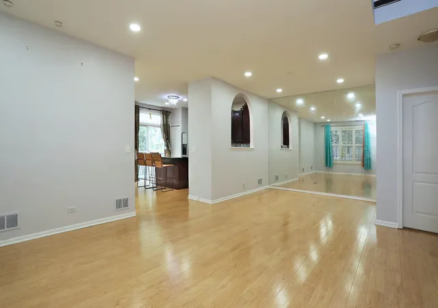 Photo 3 of Townhouse for sale at 149 Fulbright Ln, Schaumburg, IL 60194 | MLS# 12713798 | Listing updated on 2026-09-01