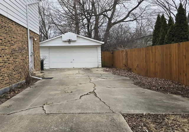 Photo 2 of Single family home for sale at 303 Jackson St, Park Forest, IL 60466 | MLS# 12713821 | Listing updated on 2026-09-08