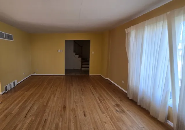 Photo 3 of Single family home for sale at 303 Jackson St, Park Forest, IL 60466 | MLS# 12713821 | Listing updated on 2026-09-08