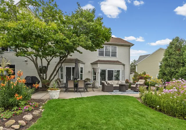 3rd image of 1405 Darlington Ct, Algonquin, IL 60102 | MLS# 12713837