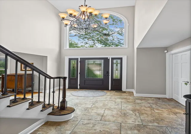 4th image of 1405 Darlington Ct, Algonquin, IL 60102 | MLS# 12713837