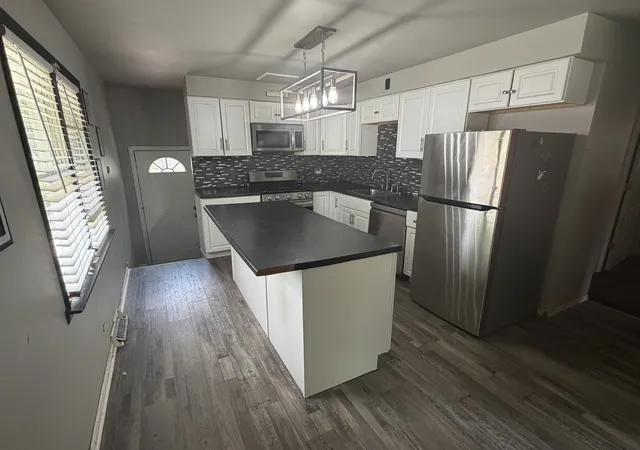 Photo 3 of Single family home for sale at 834 W Strieff Ln, Glenwood, IL 60425 | MLS# 12713858 | Listing updated on 2026-09-09