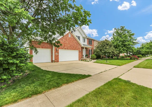 3rd image of 2413 Stricker Ln, Urbana, IL 61802 | MLS# 12713942