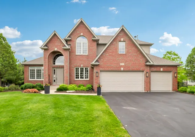 Photo 1 of Single family home for sale at 25323 Wilson Ct, Plainfield, IL 60586 | MLS# 12713948 | Listing updated on 2026-09-24