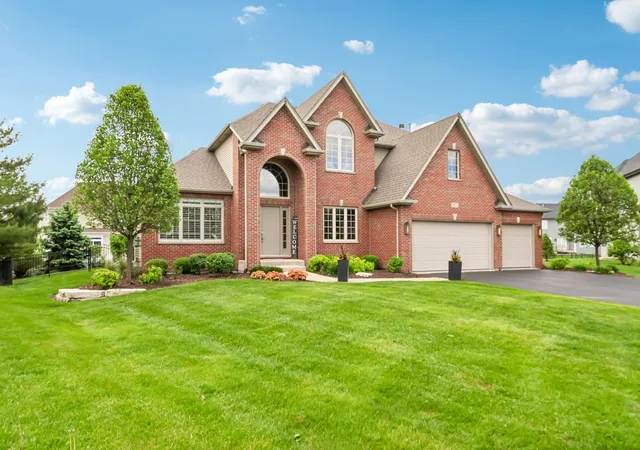 Photo 2 of Single family home for sale at 25323 Wilson Ct, Plainfield, IL 60586 | MLS# 12713948 | Listing updated on 2026-09-24