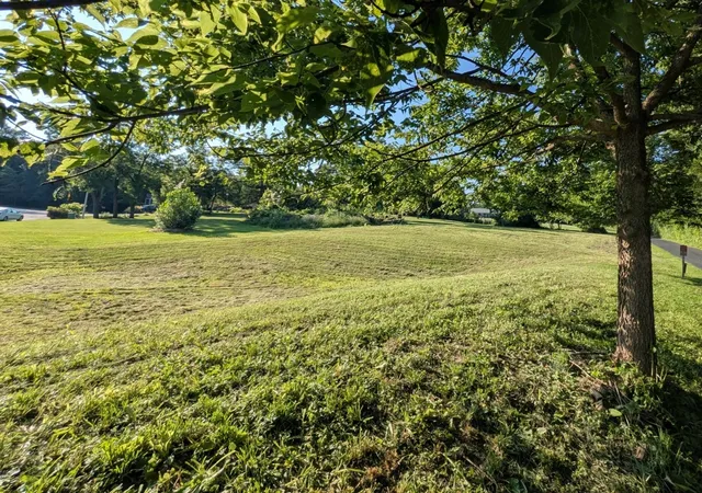 2nd image of 13131 Steeplechase Dr, New Lenox, IL 60451 | MLS# 12713967