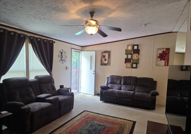 Photo 4 of Single family home for sale at 830 Telephone Rd, Galatia, IL 62935 | MLS# 12713996 | Listing updated on 2026-08-30