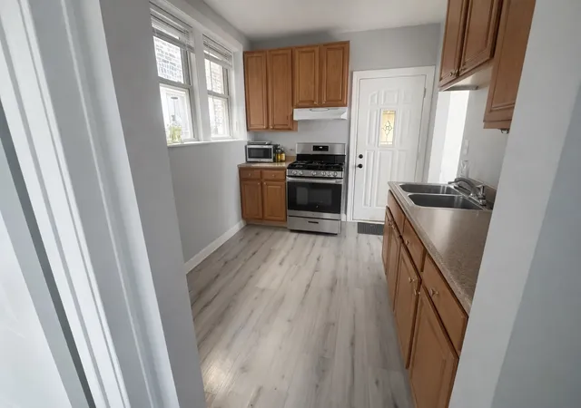 Listing Photo 5 - Condo for sale in building located at 2859 N Kostner Ave, Chicago, IL 60641 - Unit #1