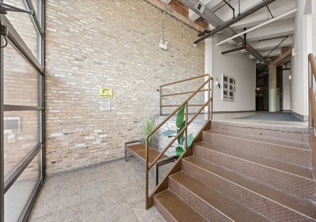 2nd image of 2310 S Canal St #215, Chicago, IL 60616 | MLS# 12714060