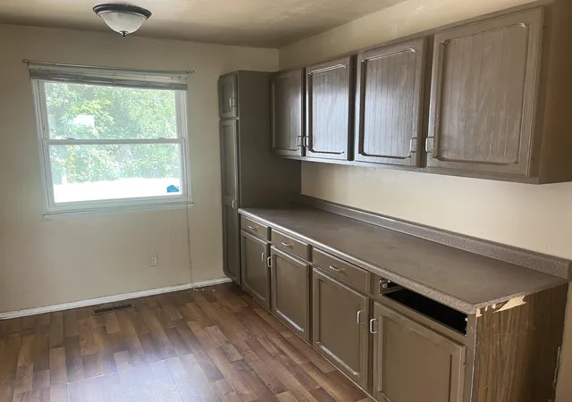 Photo 2 of Single family home for sale at 3025 Arlington Dr, Princeton, IL 61356 | MLS# 12714065 | Listing updated on 2026-08-13