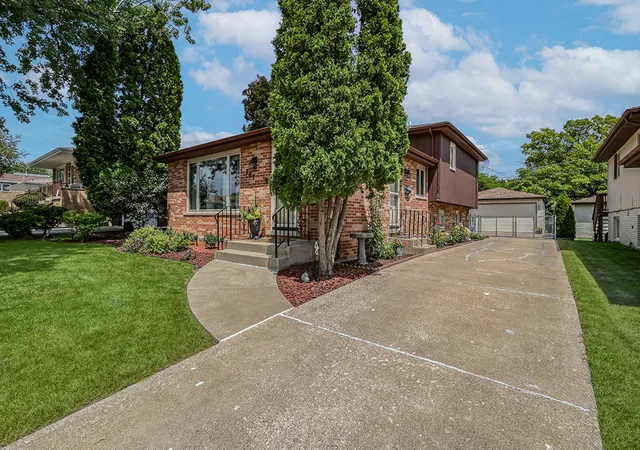 1st image of 707 Houston St, Lemont, IL 60439 | MLS# 12714098