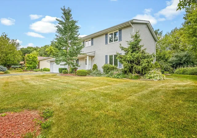 4th image of 1770 Sweetbriar Ln, Rockford, IL 61107 | MLS# 12714111