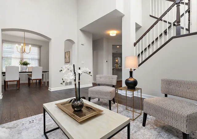 Photo 3 of Single family home for sale at 1590 Fielding Dr, Glenview, IL 60026 | MLS# 12714139 | Listing updated on 2026-09-17