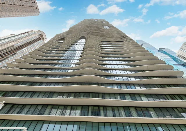 34th image of 225 N Columbus Dr #8006, Chicago, IL 60601 | MLS# 12714149