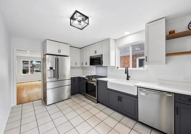 Photo 4 of Single family home for sale at 5724 S Sayre Ave, Chicago, IL 60638 | MLS# 12714168 | Listing updated on 2026-09-07