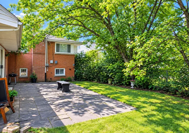 Photo 2 of Single family home for sale at 6647 N Lawndale Ave, Lincolnwood, IL 60712 | MLS# 12714182 | Listing updated on 2026-09-23