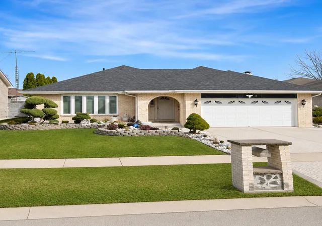 Photo 2 of Single family home for sale at 10737 Linder Ave, Oak Lawn, IL 60453 | MLS# 12714209 | Listing updated on 2026-10-07