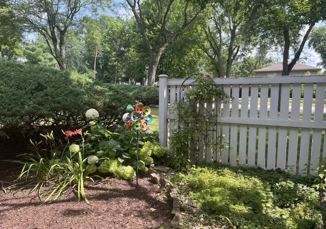 Photo 12 of Condo for sale at 1430 Stonebridge Trl #1-1, Wheaton, IL 60189 | MLS# 12714242 | Listing updated on 2026-08-04