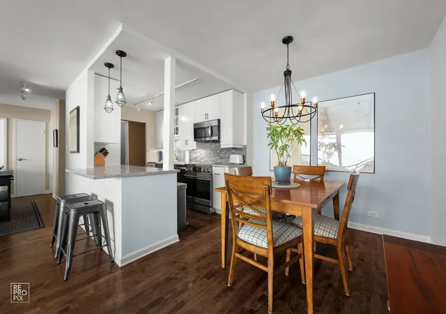 Photo 4 of Sale Pending at 3930 N Pine Grv Ave #2903, Chicago, IL 60613 | MLS# 12714248 | Listing updated on 2026-08-24