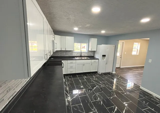 Photo 4 of Sale Pending at 1102 E Church St, Salem, IL 62881 | MLS# 12714301 | Listing updated on 2026-09-24
